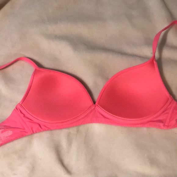 Victoria’s Secret Bra size 34A - Picture 3 of 4